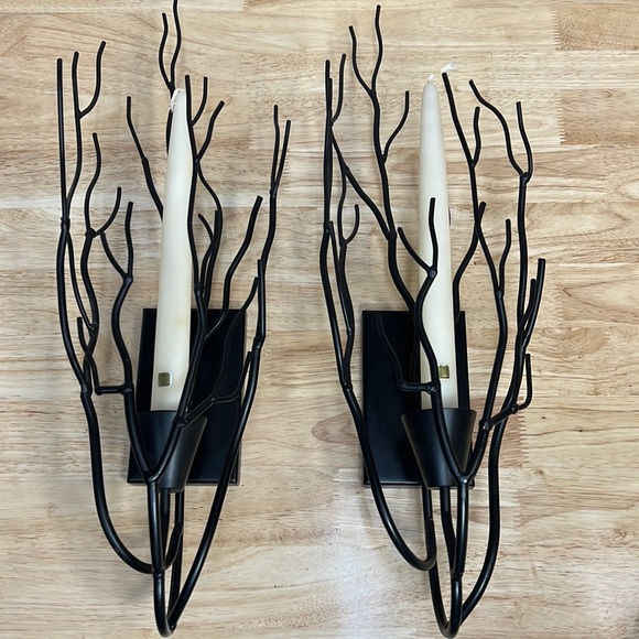PARTYLIGHT WALL SCONCES WITH 6 HANDIPT 10’’ UNSCENTED TAPERS